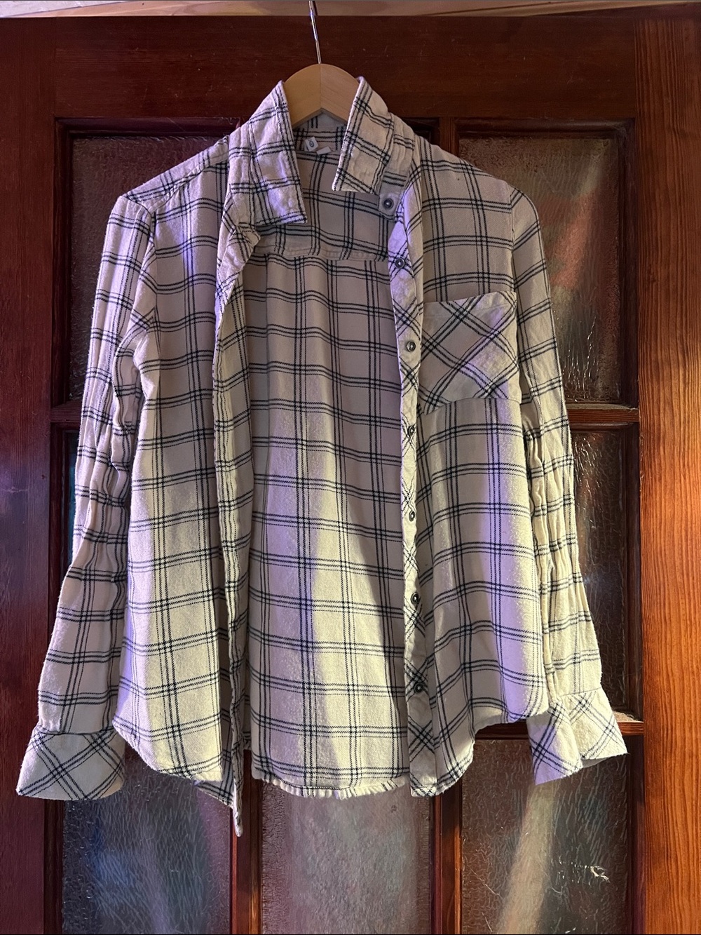 Rip Curl - Cream Plaid Button-Down Shirt with Black Check - Small